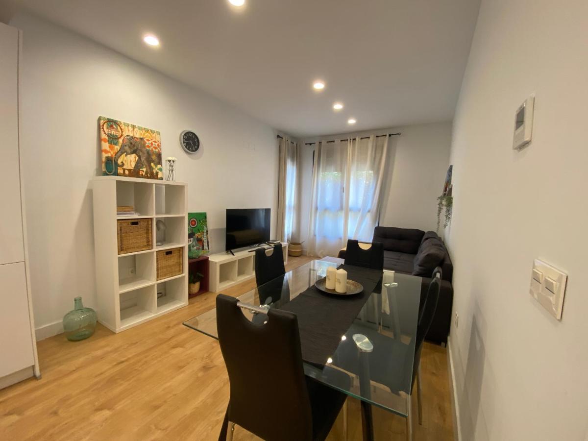 Apartamento Estelar Con Piscina Y Garaje Nervion Apartman Sevilla Kültér fotó