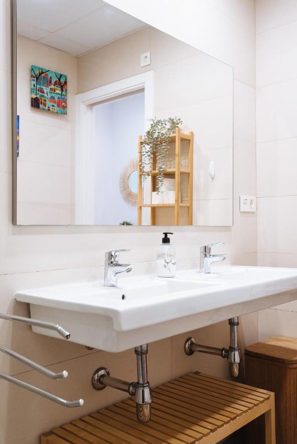Apartamento Estelar Con Piscina Y Garaje Nervion Apartman Sevilla Kültér fotó