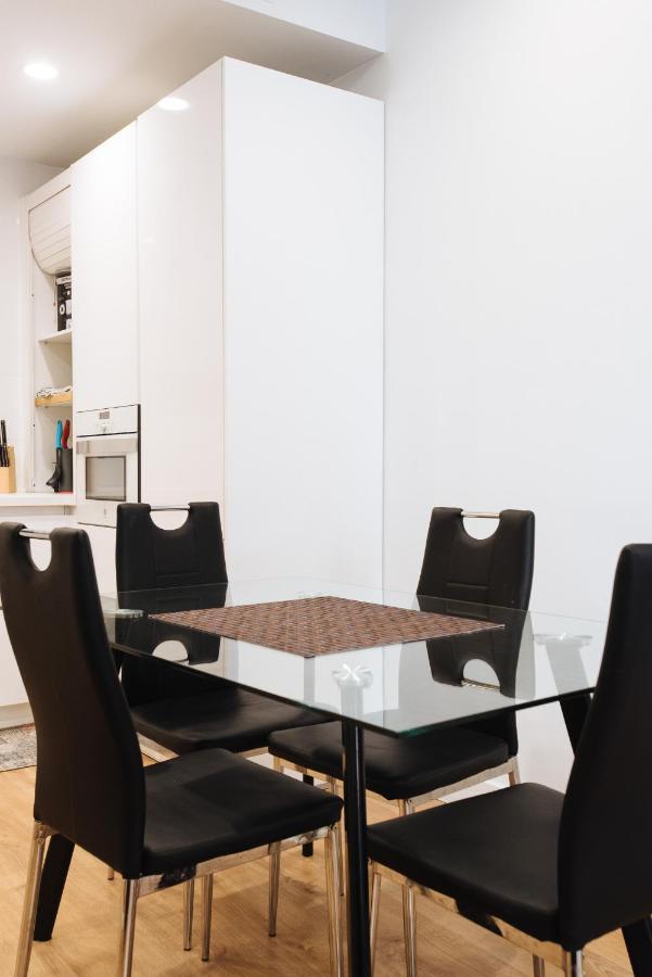 Apartamento Estelar Con Piscina Y Garaje Nervion Apartman Sevilla Kültér fotó