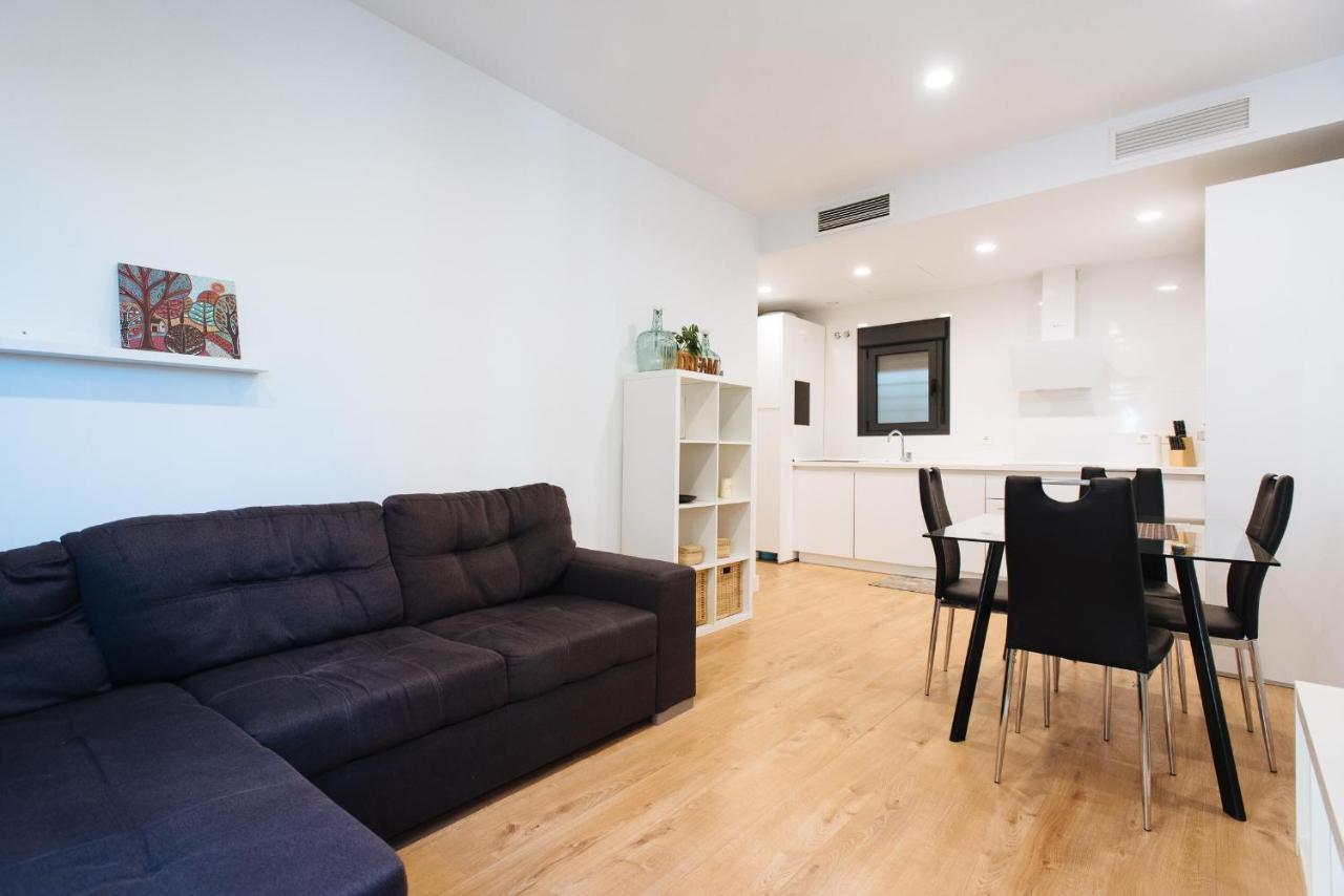 Apartamento Estelar Con Piscina Y Garaje Nervion Apartman Sevilla Kültér fotó