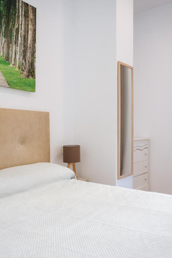 Apartamento Estelar Con Piscina Y Garaje Nervion Apartman Sevilla Kültér fotó