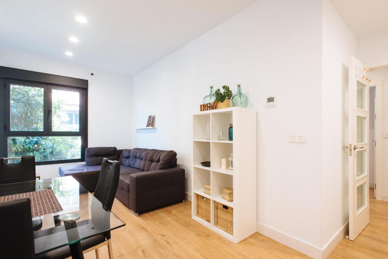 Apartamento Estelar Con Piscina Y Garaje Nervion Apartman Sevilla Kültér fotó