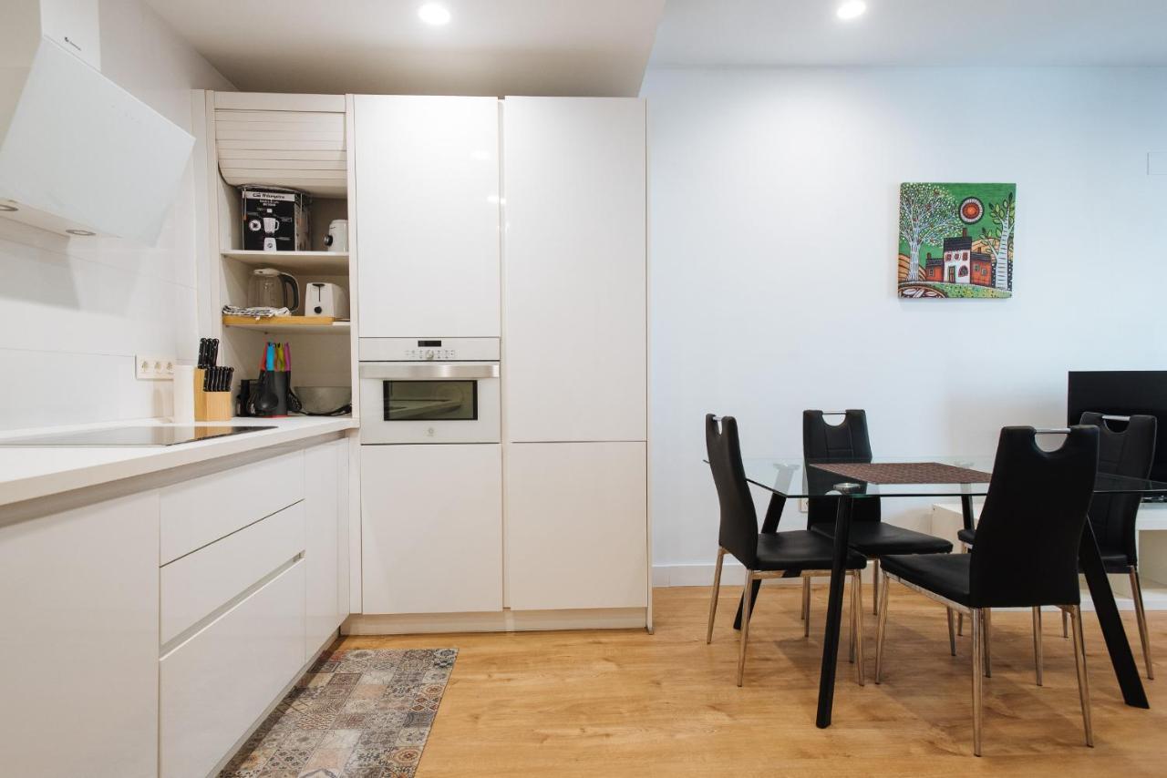 Apartamento Estelar Con Piscina Y Garaje Nervion Apartman Sevilla Kültér fotó